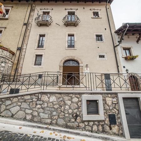Dimora Fresilia Casa Vacanze Opi Εξωτερικό φωτογραφία